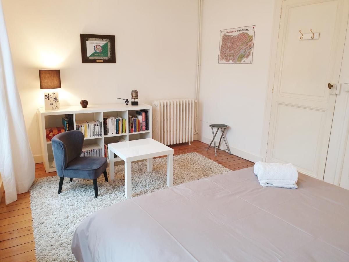 Maison De Ville Confortable Avec Cour Interieure Angoulême Kültér fotó