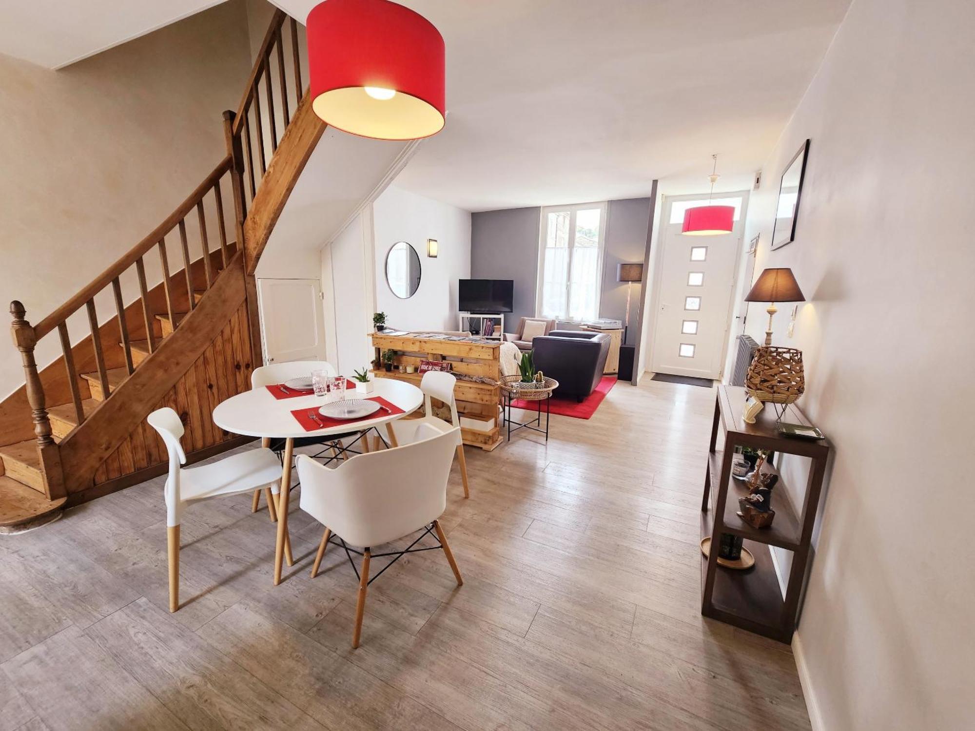 Maison De Ville Confortable Avec Cour Interieure Angoulême Kültér fotó