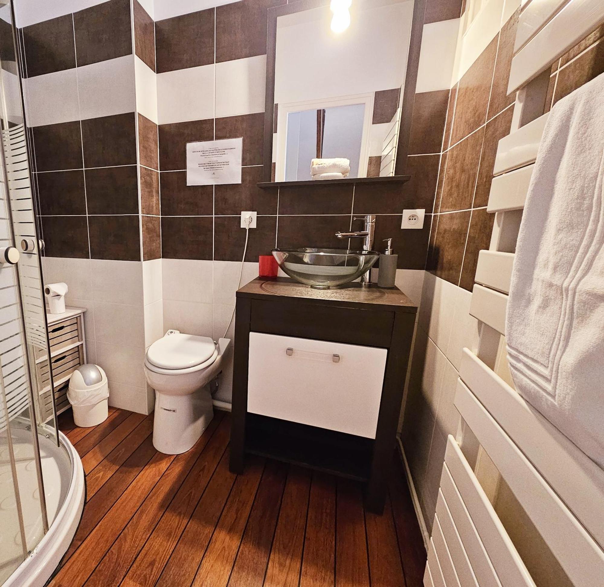 Maison De Ville Confortable Avec Cour Interieure Angoulême Kültér fotó